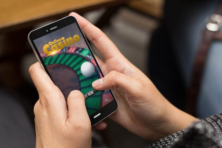 Reasons Why Mobile Casino Traffic Is On the Rise in 2021 - We 7